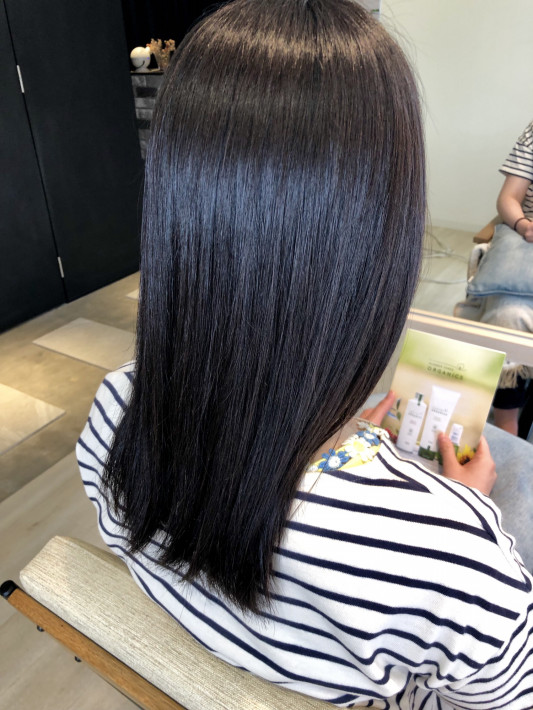 黒髪清楚なロングヘアはツヤ命 Watasi 黒髪清楚なロングヘアはツヤ命 Watasi