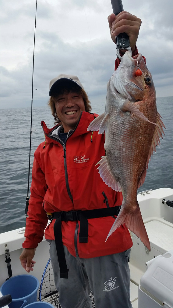 仙台湾で真鯛を狙う 一つテンヤ 鯛ラバ 鯛ジギング 仙台湾フィッシングガイド船 ノーザン ポセイドン