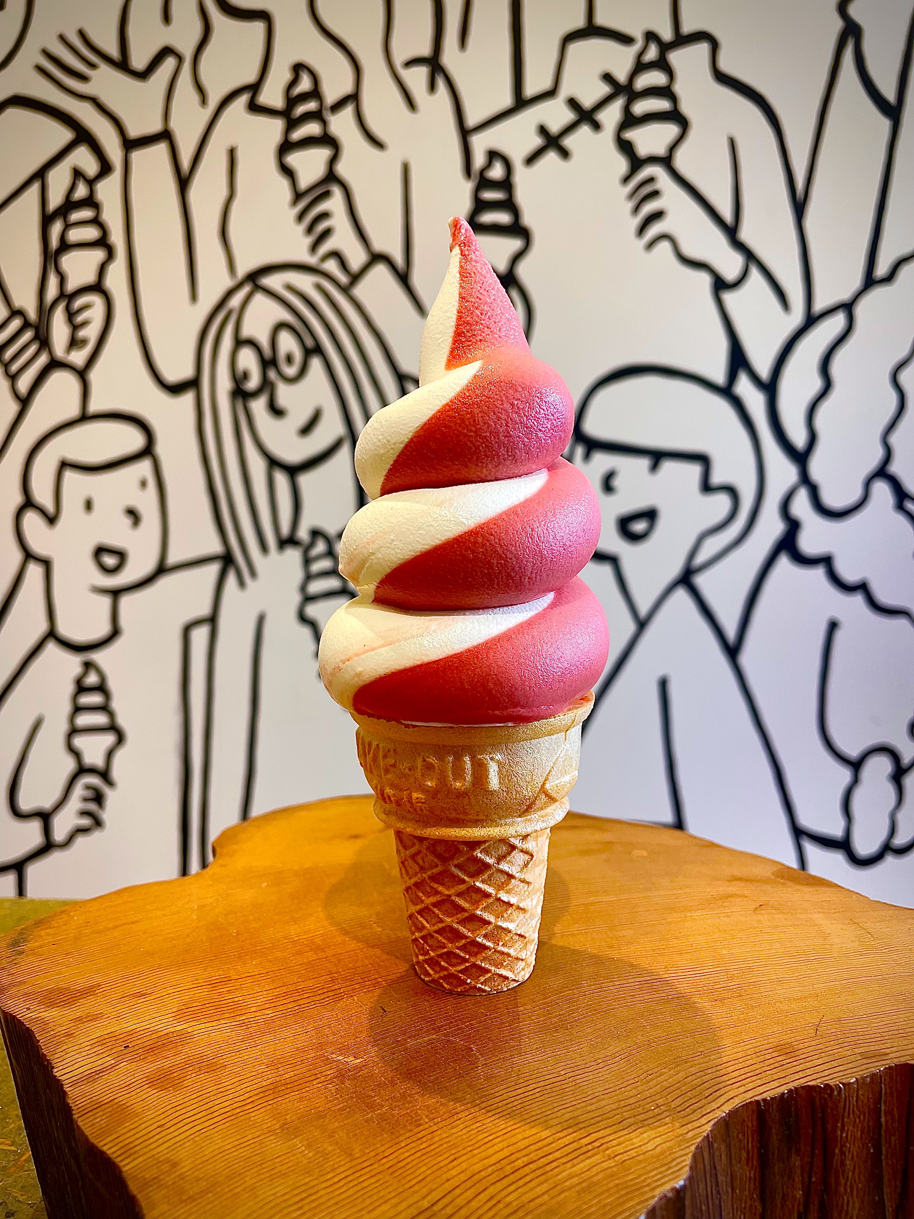ソフトクリームディスプレイ 約1m 楽天市場】巨大なソフトアイスクリーム スティック付き Soft Serve Ice