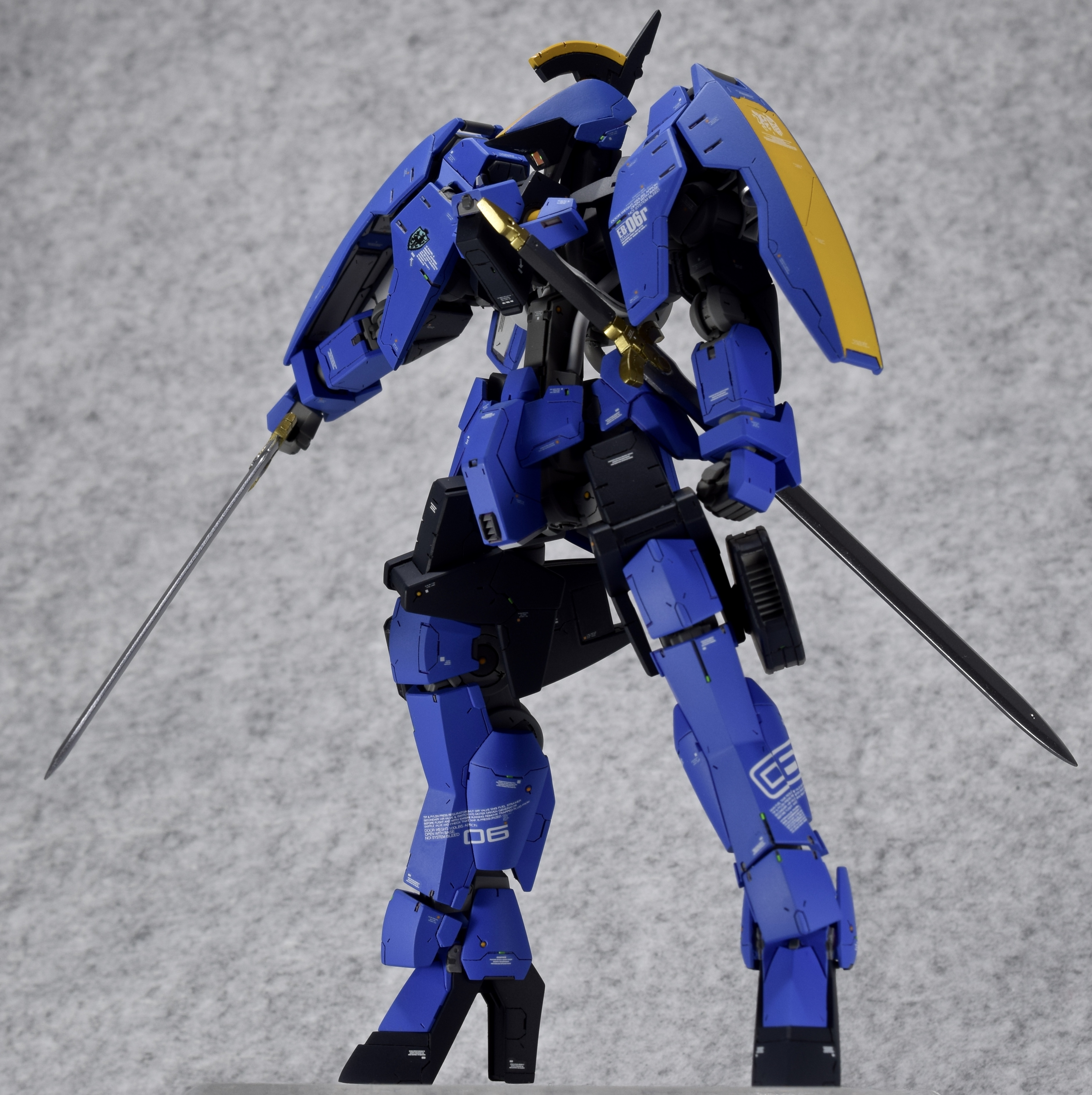 HG IBO グレイズリッター（マクギリス機）