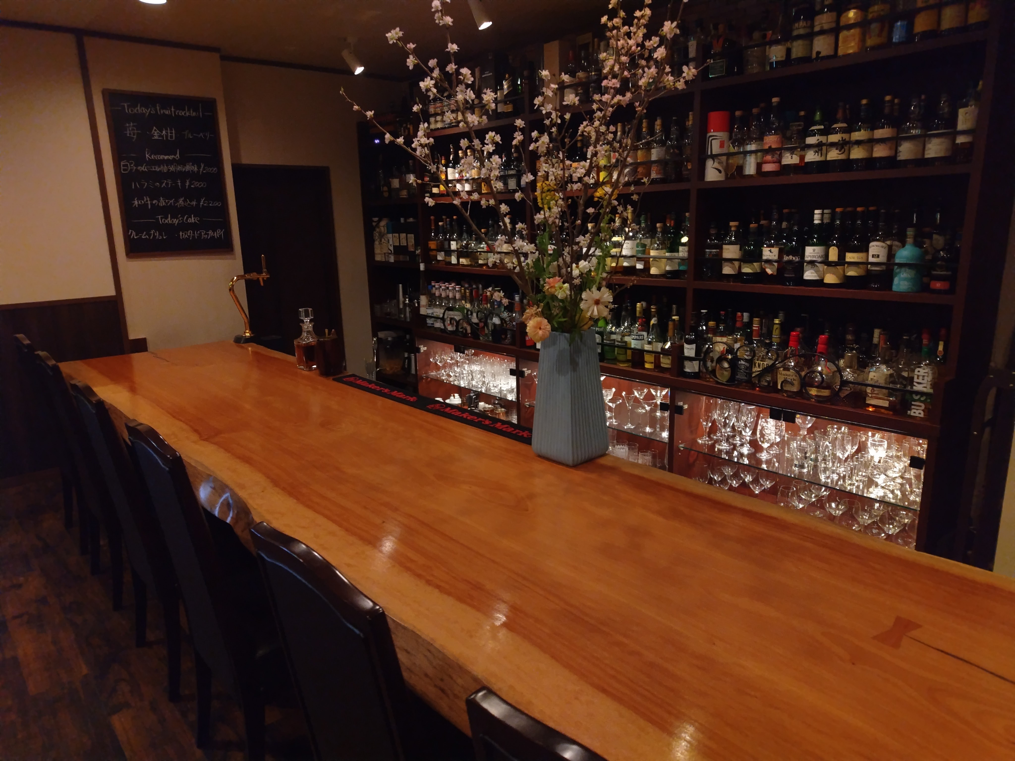 Bar&dining NICO gotembaの写真(静岡県御殿場市)