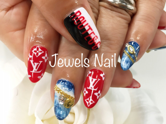 ルイヴィトン Supreme ブランドネイル Jewels Nail