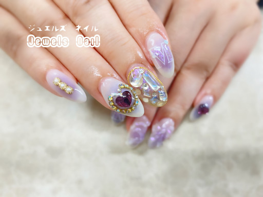 Jewels Nail