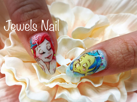 夏の最後に ディズニーキャラクターネイル Jewels Nail