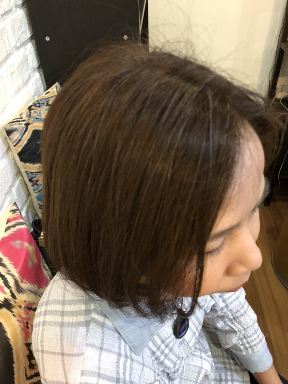 ちらほらとある白髪には バンコク の 髪色改善師 こーへーのブログ ちらほらとある白髪には バンコク の 髪色改善師 こーへーのブログ