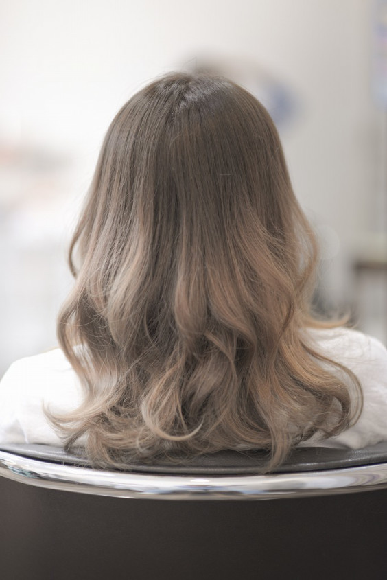 グラデーションカラーとイルミナで夏色 姫路美容室パレードのヤマモトトモツグのブログ