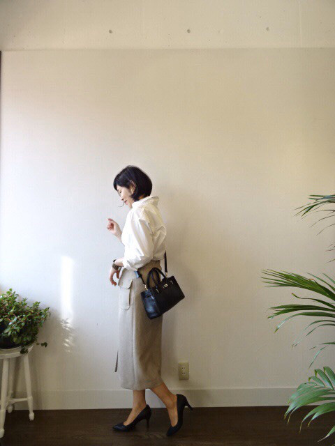 白シャツとタイトスカート Verandaブログ 白シャツとタイトスカート Verandaブログ