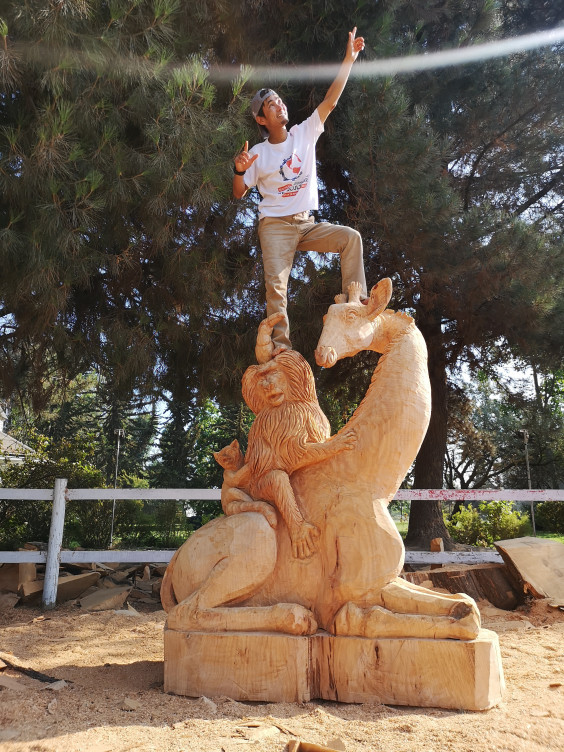 チリカービングツアー Chainsaw Carving Taka