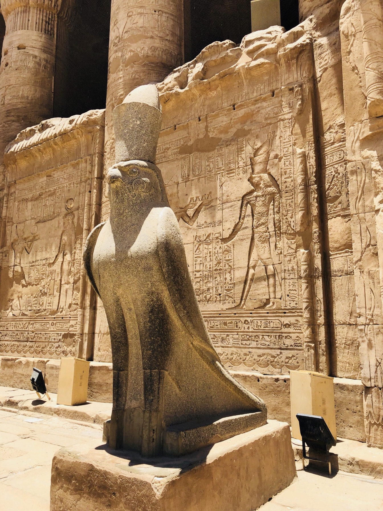 ファラオの守護神 古代エジプトのバステト神の置物 彫刻 彫像 - 家具、インテリア