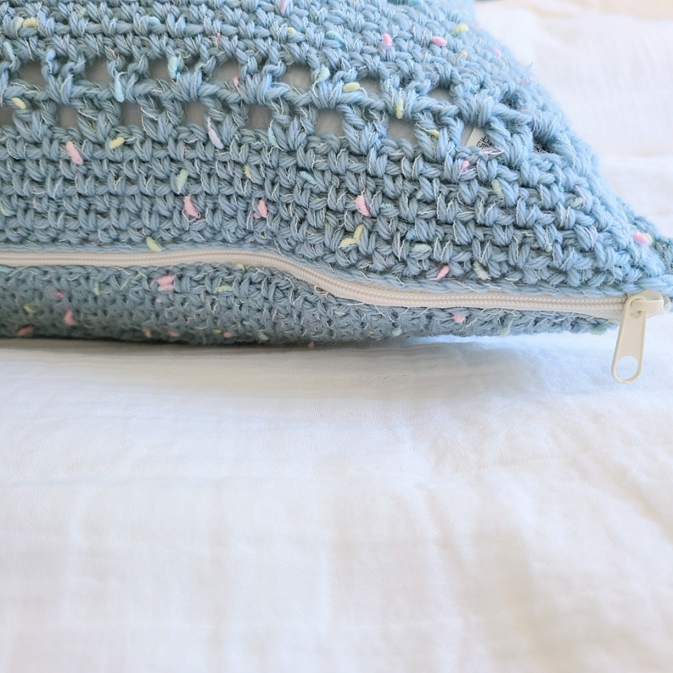 模様編みのクッションカバー｜かぎ針編み | Jul Knitting