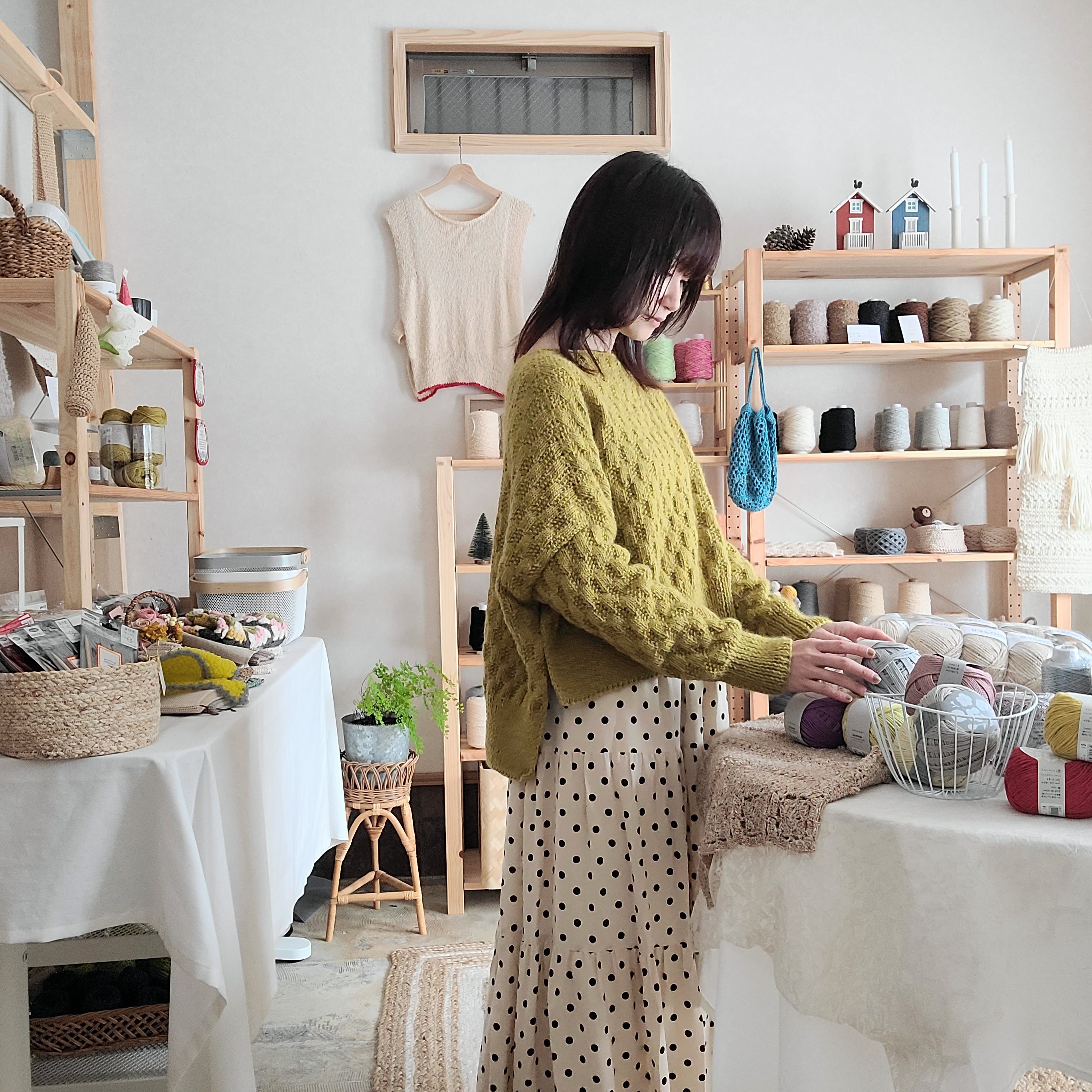 ミモザ模様のセーター｜棒針編み | Jul Knitting