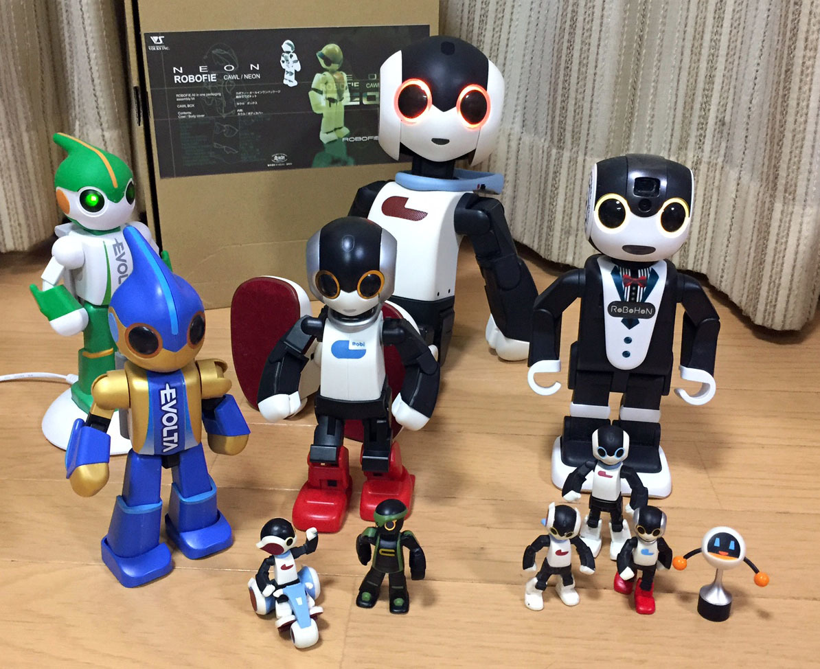 いち早く歩くロビと遊べる!? 「2足歩行てくてくロビ」を作ってみた