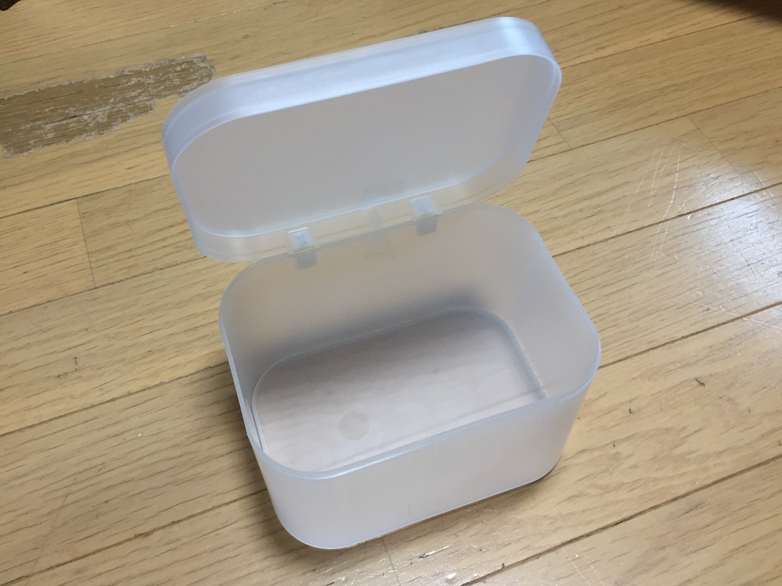 IchigoJamとモニタとバッテリをケースに収めてみた | モノボックス