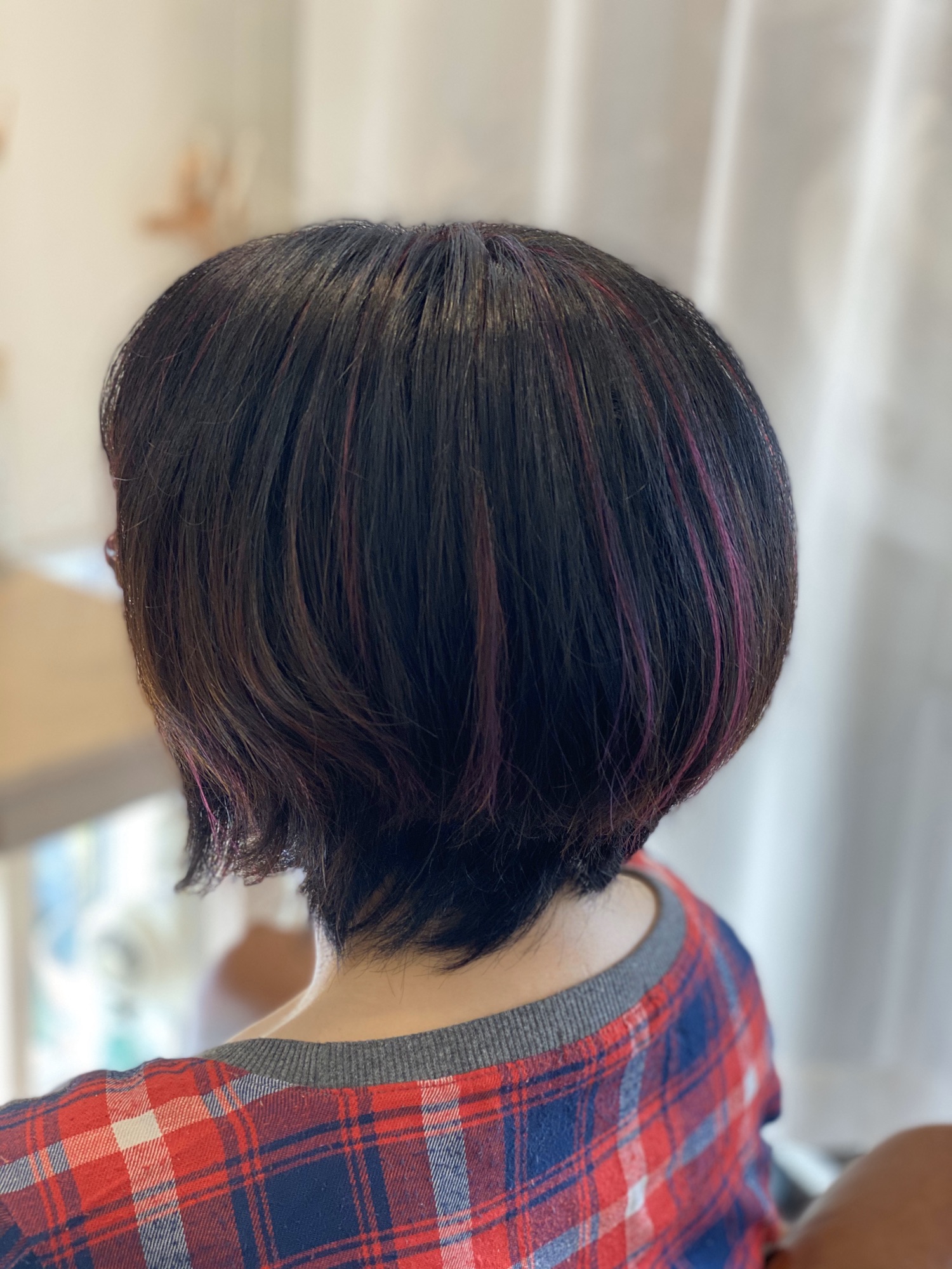 秋のヘアカラーをボリュームアップエクステとカラーエクステで