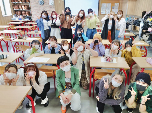 美容師を目指す学生のためのファッション授業 服部パーソナルスタイリングオフィス