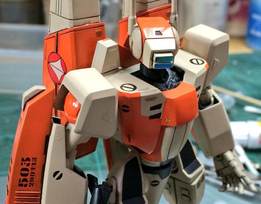 1/100 バトロイド・バルキリー VF1D （アリイ） | エムロボ模型缶2