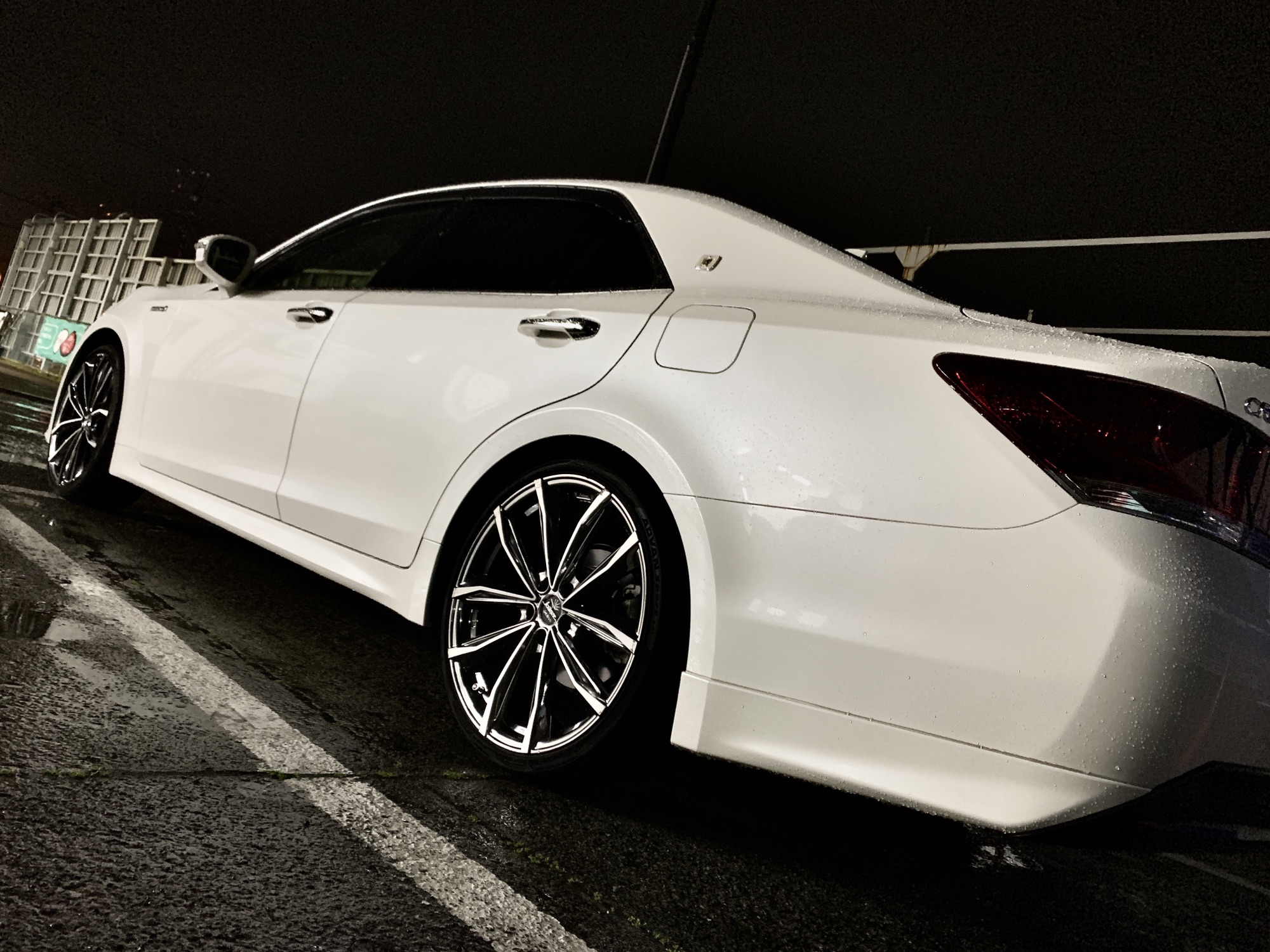 kranze × クラウンアスリート | HAPPY TiRE