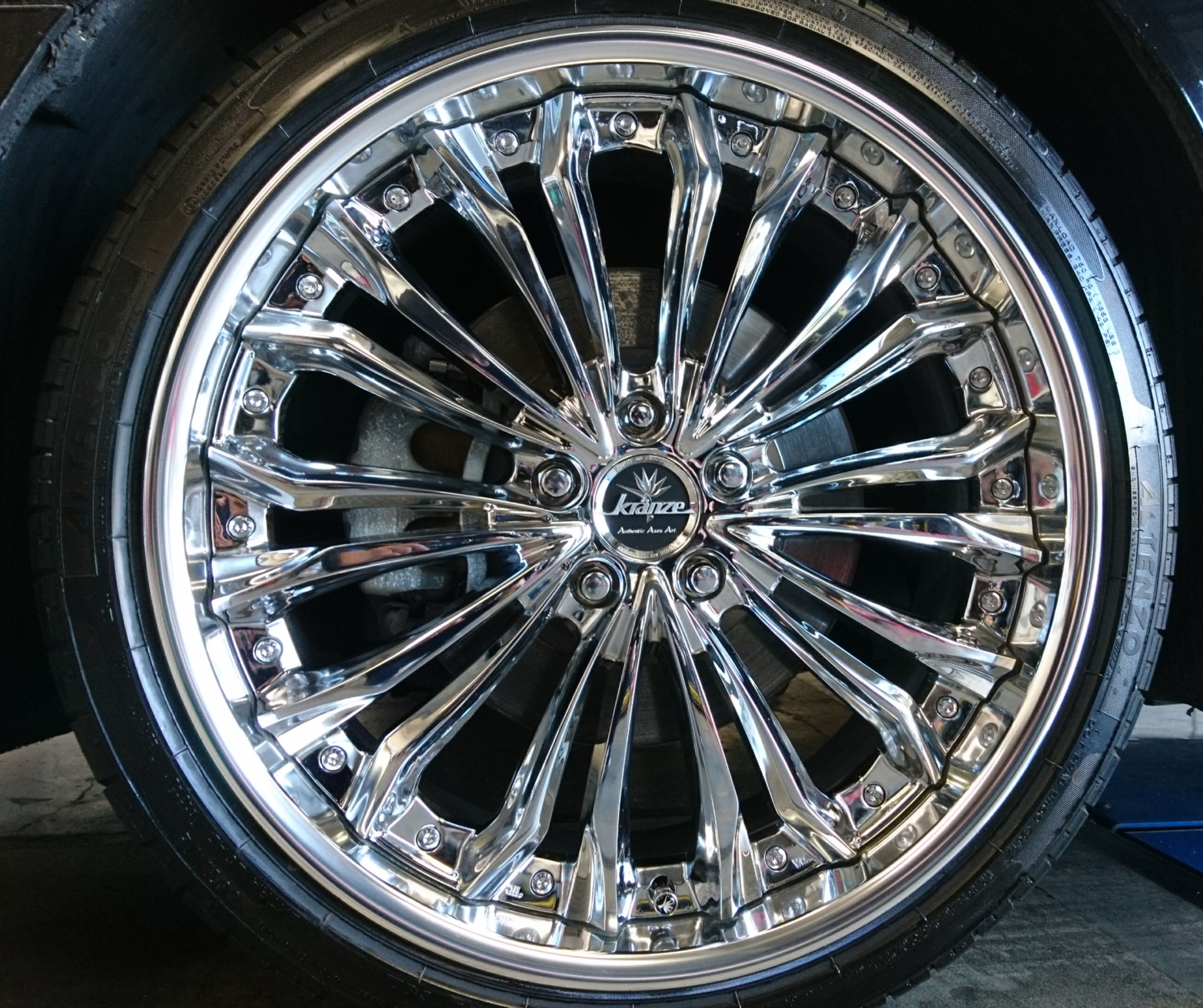 キラキラホイール | HAPPY TiRE