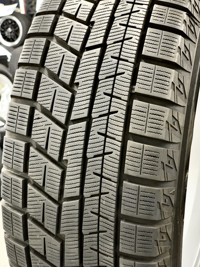 中古タイヤアルミホイール4本セットです。225/55/r18 即日お取付可能 