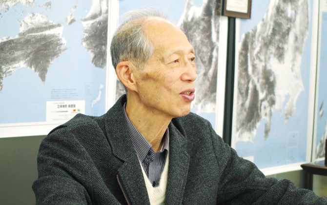 市川房枝:後退を阻止して前進 (ミネルヴァ日本評伝選 217