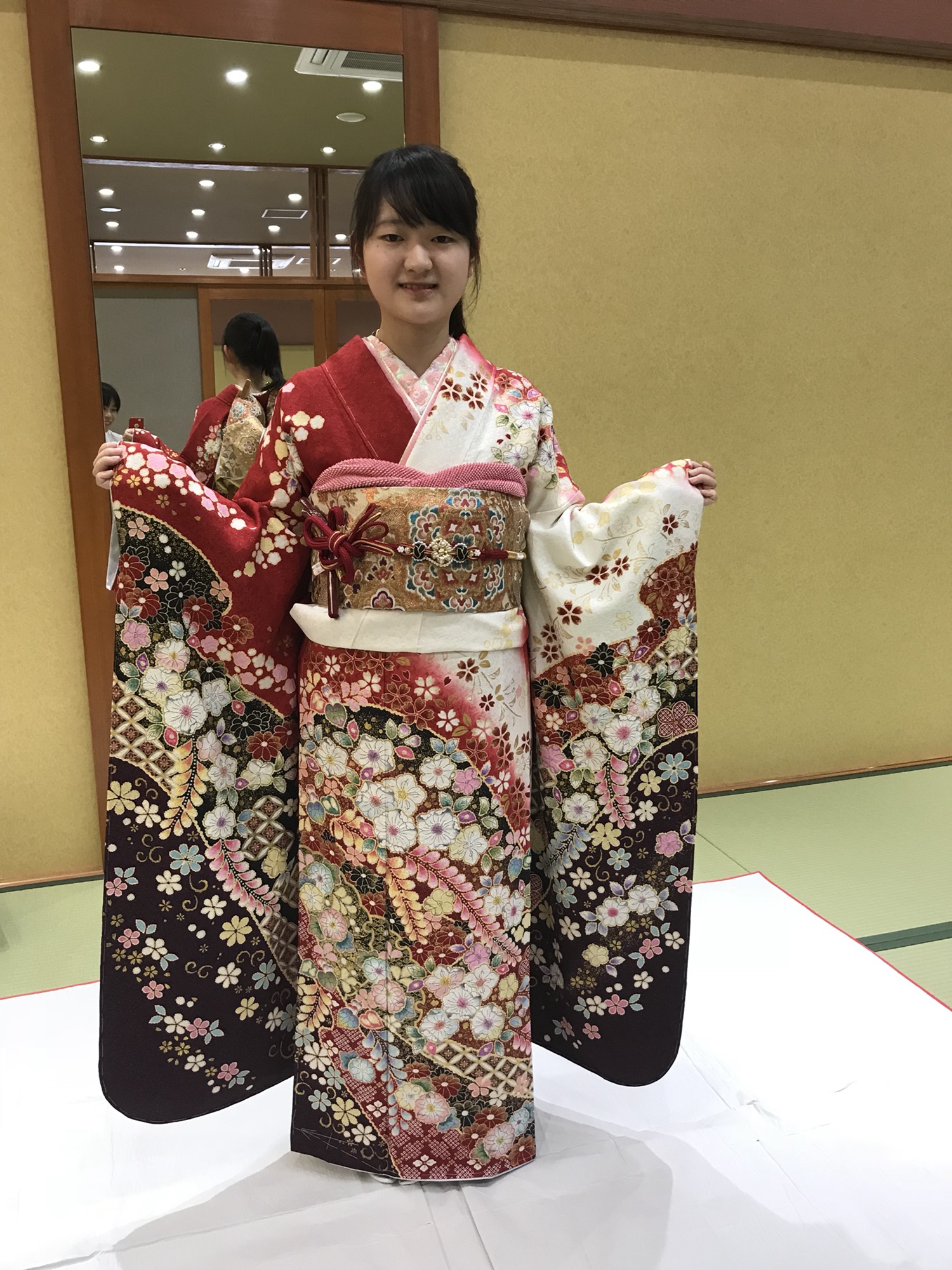 309z18〇振袖 絞り 金駒刺繍 金彩 桜 鳳凰 成人式 結婚式〇美品z長身