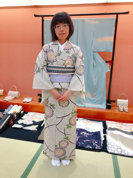 綿麻の浴衣を着物風に着こなして 振袖 着物の専門店 浜松市 和福屋