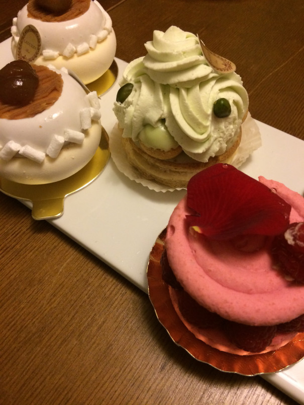 ラデュレのケーキ Today Is A Gift