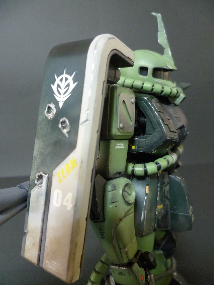 中隊長②1/100 MGザクⅡ 【なんとか完成】 | 15年ぶりのガンプラ