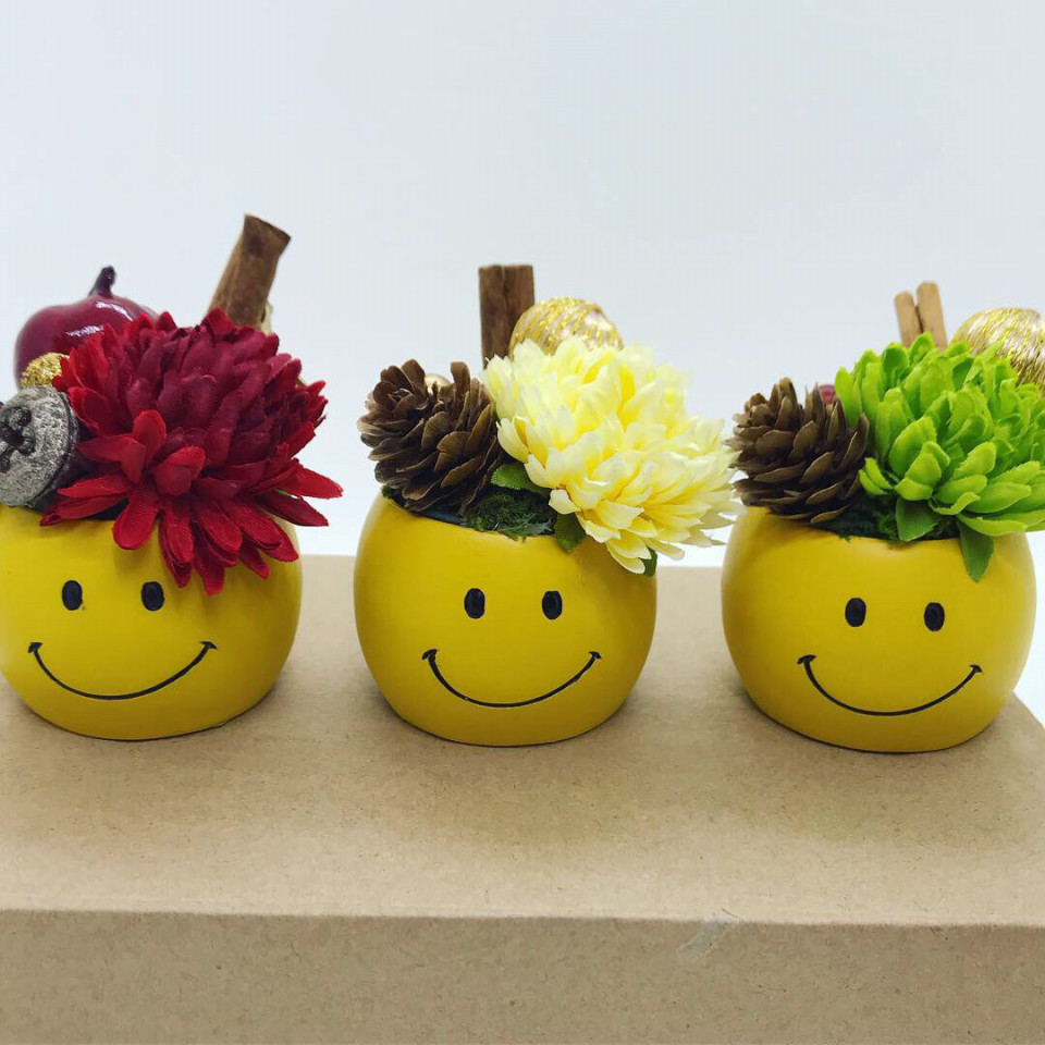 ニコちゃんフラワー販売します Mikuy Flower ニコちゃんフラワー販売します Mikuy Flower