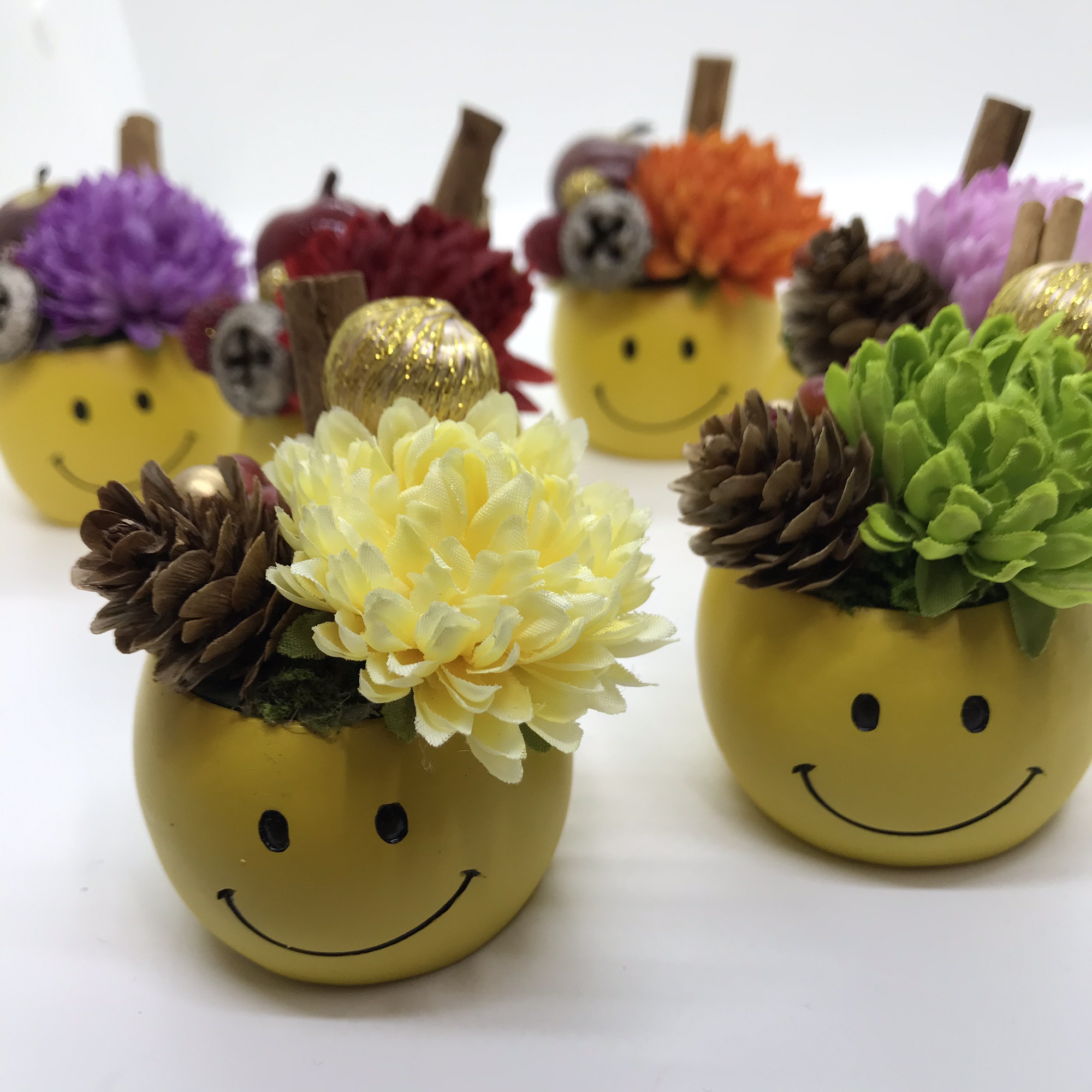 ニコちゃんフラワー販売します | Mikuy_Flower