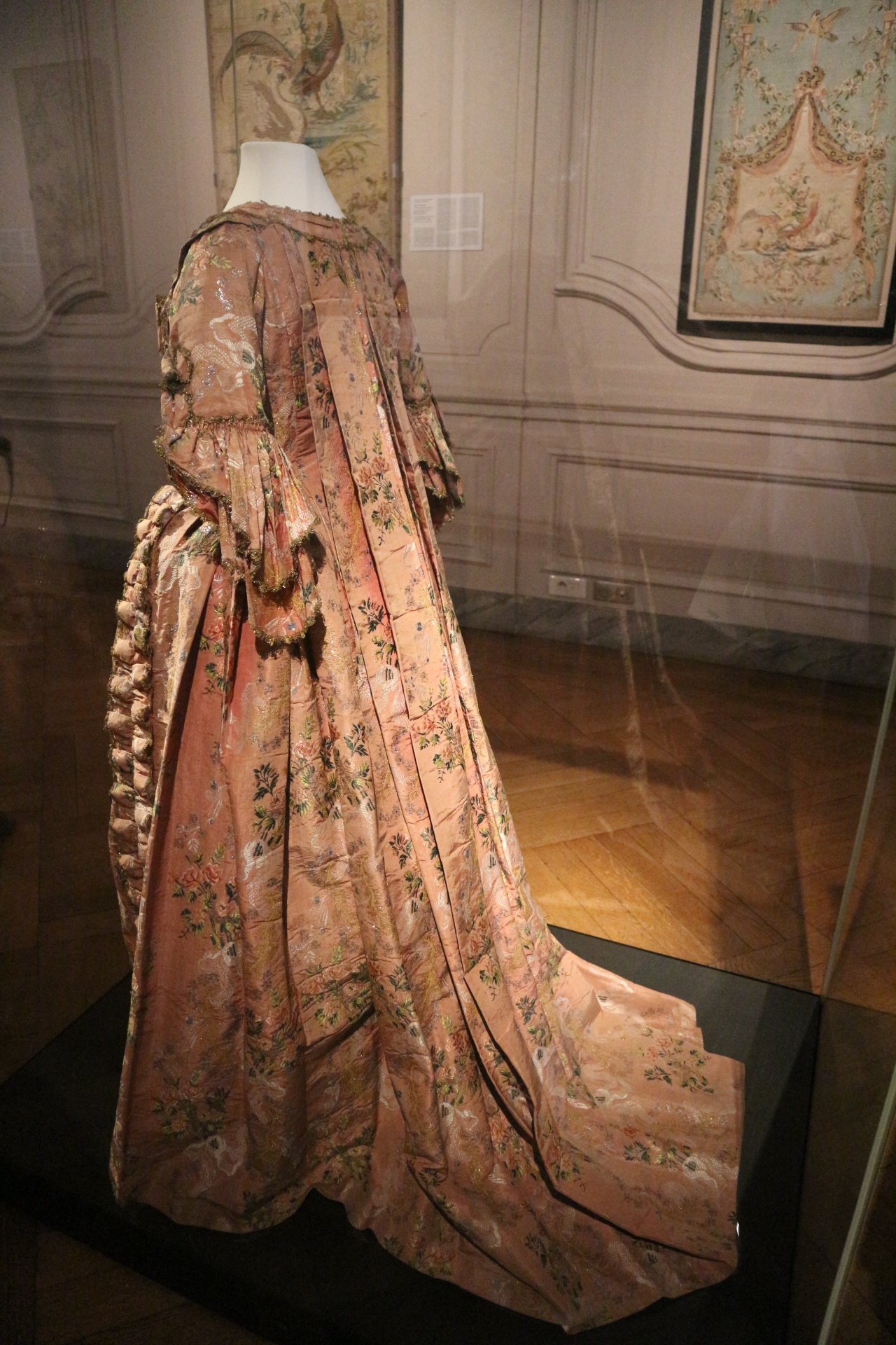 リヨン織物装飾芸術博物館 | フランス、どこ行く？