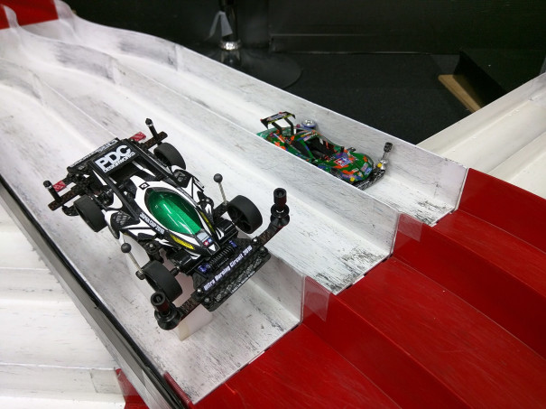 レースネタあれこれ ミニ四駆バーdribar 池袋