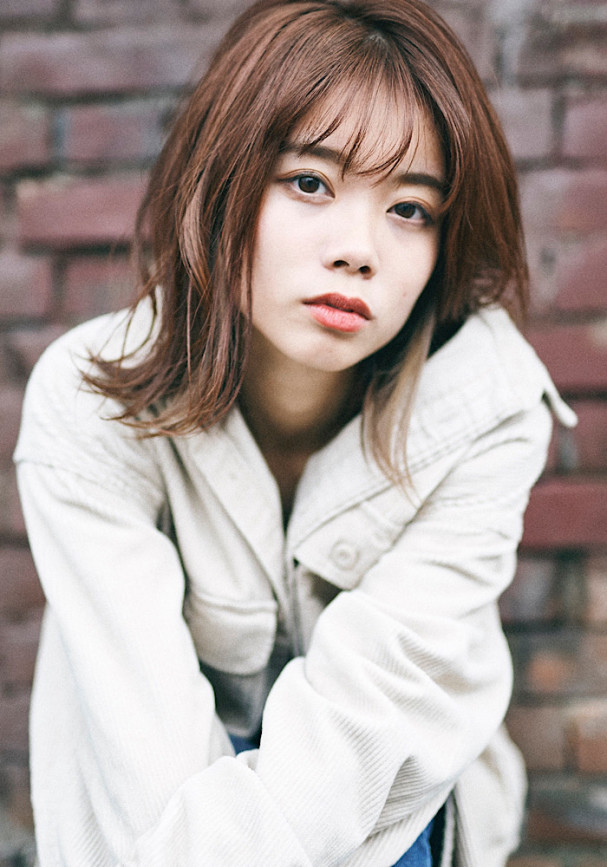 流行に流されないヘアスタイル アイロンで誤魔化す時代は終わりました Hair Salon Defi