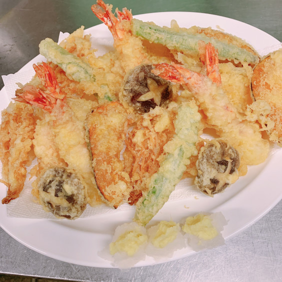 天ぷら盛り合わせ テイクアウト お食事処 割烹たから 天ぷら盛り合わせ テイクアウト お食事処 割烹たから
