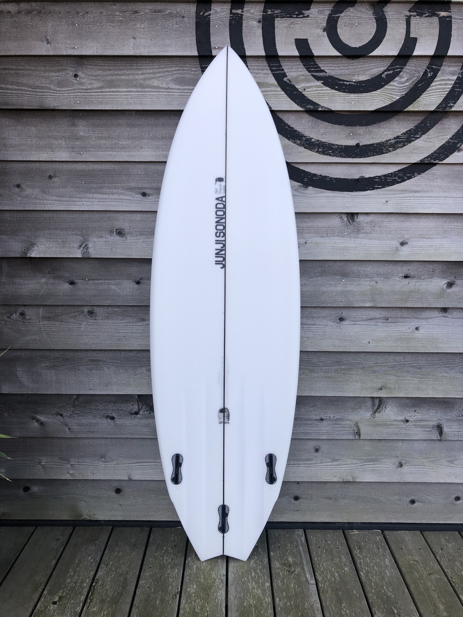 JUNJI SONODA 【LEFT EYE】 | STRAY☆SURF BLOG