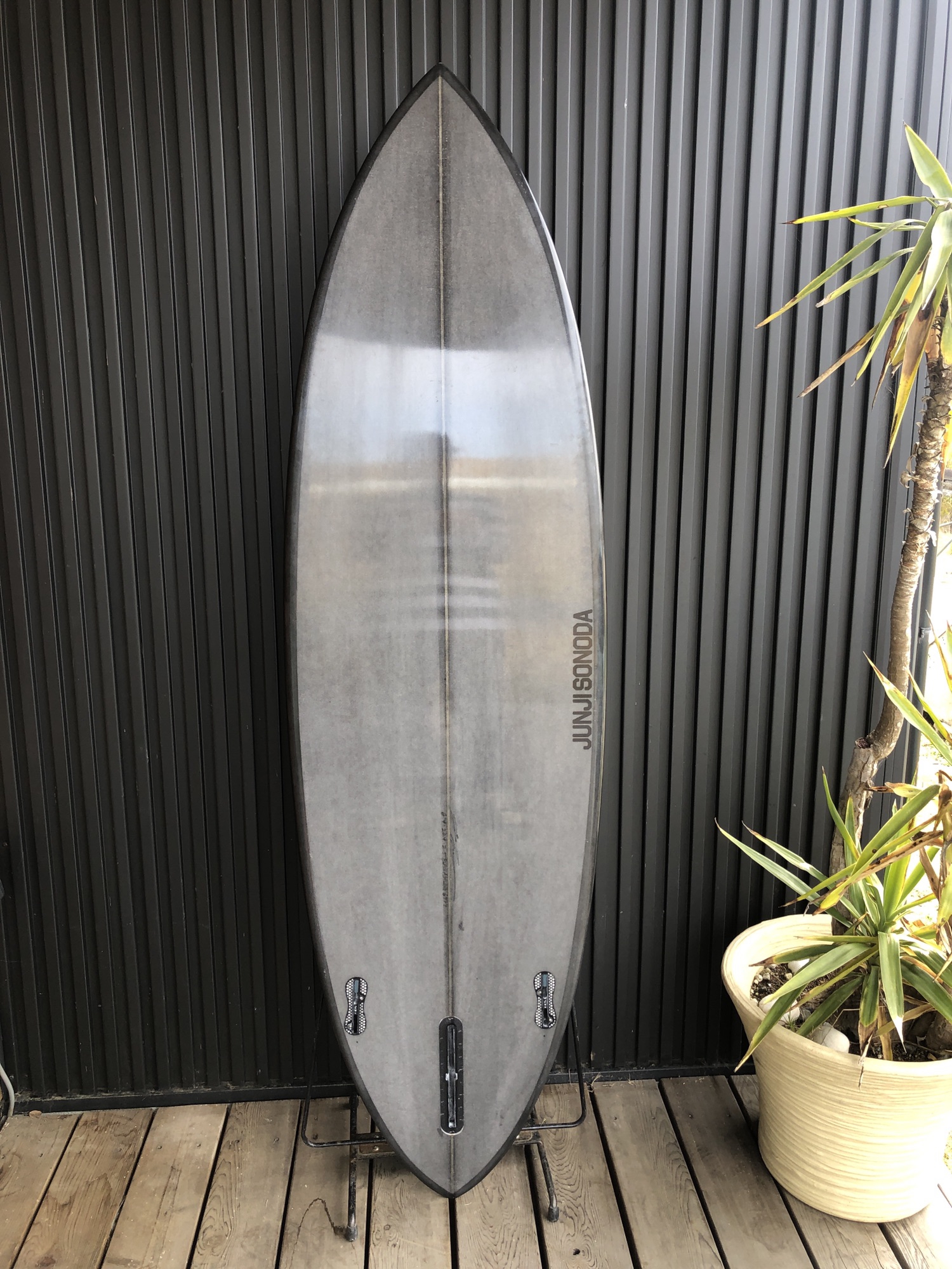 JUNJI SONODA SURFBOARDS LCMモデル ブラックカラー JUNJI SONODA SURFBOARDS LCMモデル ブラックカラー JUNJI SONODA