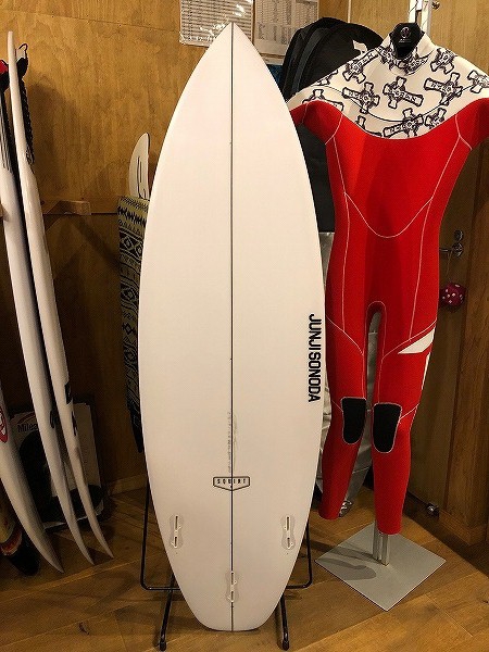 サーフィン・ボディボード JUNJI SONODA SQUIRT5 5'6\" 26.4l eps ボリュームあっても動きは軽い！JUNJI SONODAサーフボード