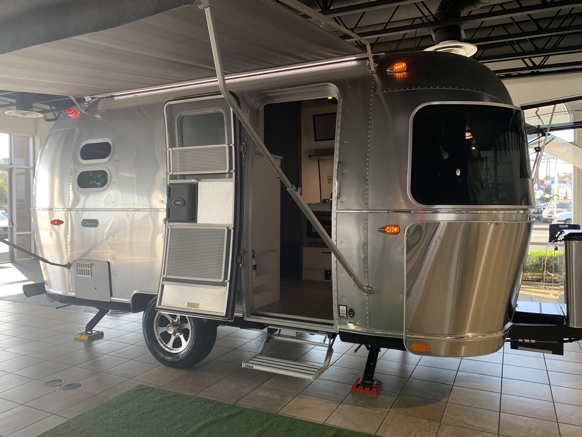 2020 Airstream Travel Trailer CARAVEL | Vehicles From Calif