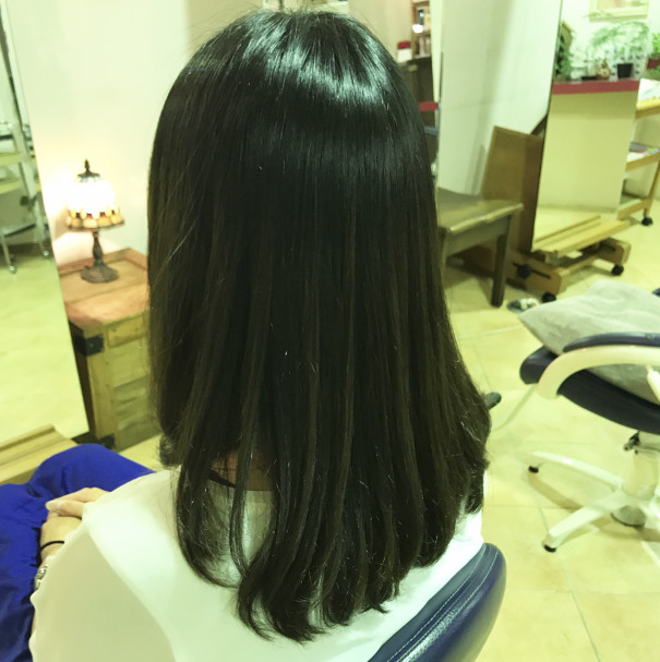 縮毛矯正かけて半年後の髪をバッサリ切る時は今後を見据えた上でが大切 qphairmakeup 鈴木千絵 縮毛矯正かけて半年後の髪をバッサリ切る時は今後を見据えた上でが大切 qphairmakeup 鈴木千絵