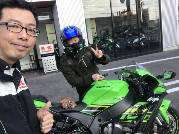 遊びながらtwitterを楽しんでます バイクライフをもっと楽しく