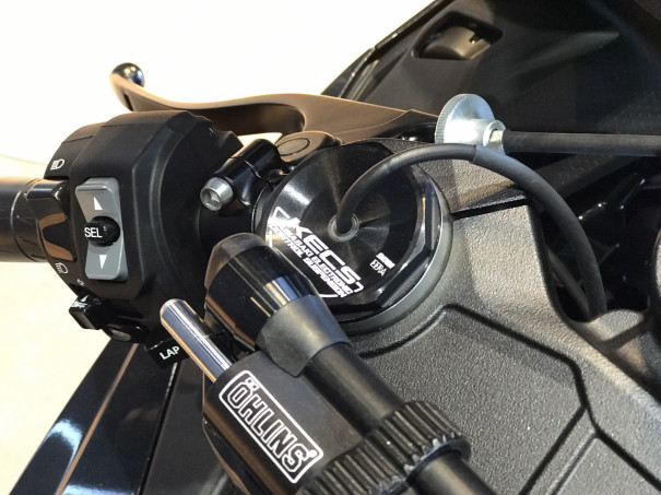 ベース車、部品取りに。ZX-10R(D型) こだわら 