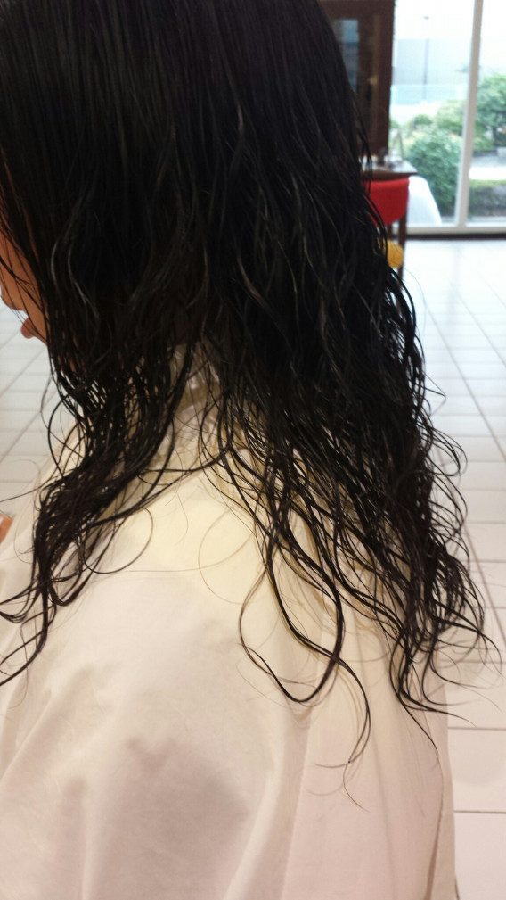 ロングヘアからショートボブへ 働く女性の味方 美容師ブログ ロングヘアからショートボブへ 働く女性の味方 美容師ブログ