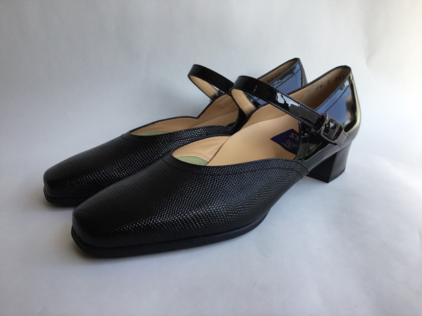 オーダーパンプス出来ました O ﾟ ﾟ O 広島で唯一の大きいサイズの靴専門店 婦人用 Shoe Maison