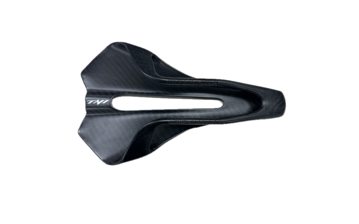 VELOXカーボンサドル。 | スポーツサイクル イシノ