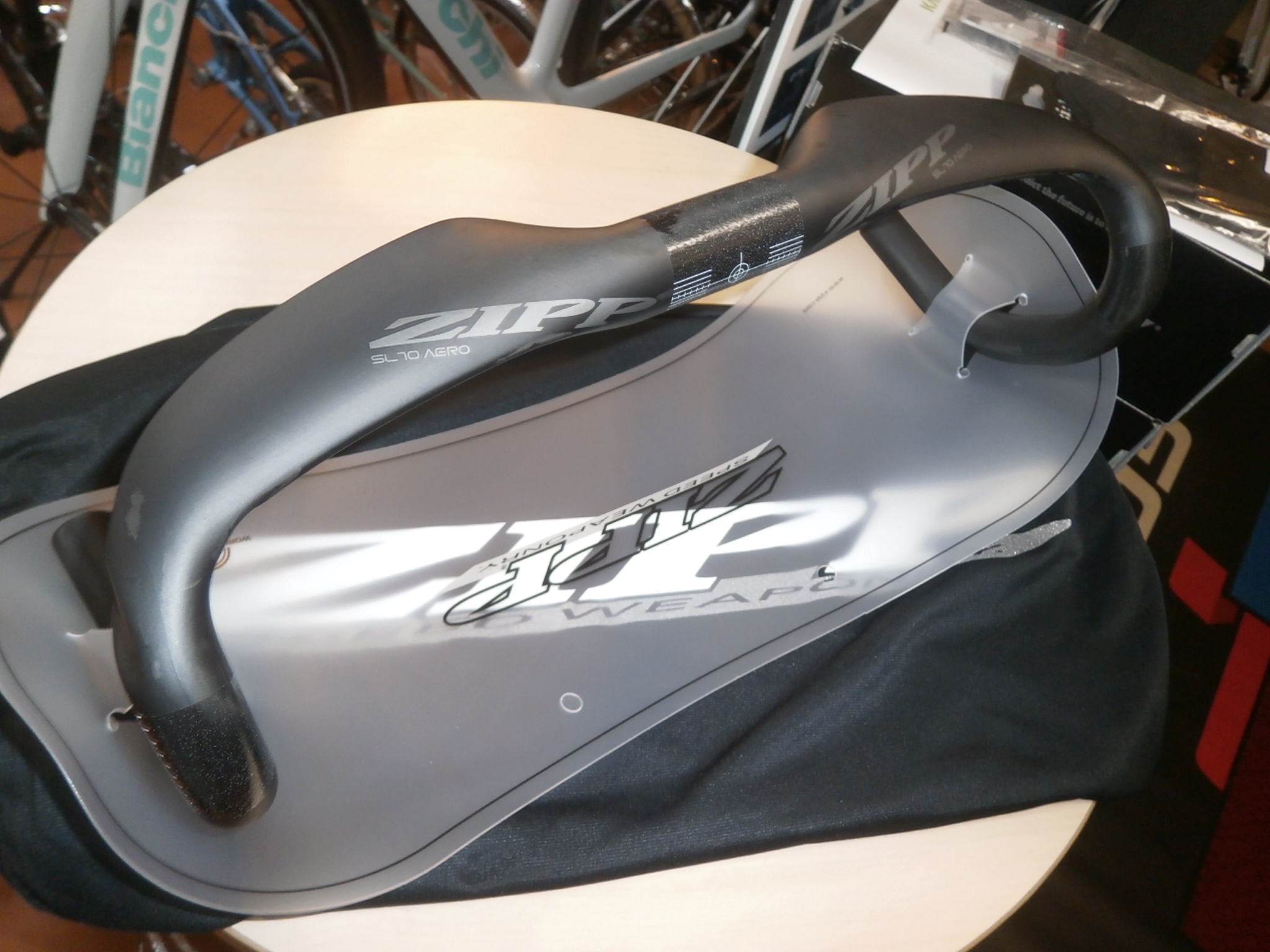 SL-70 AERO HANDLEBAR。 | スポーツサイクル イシノ