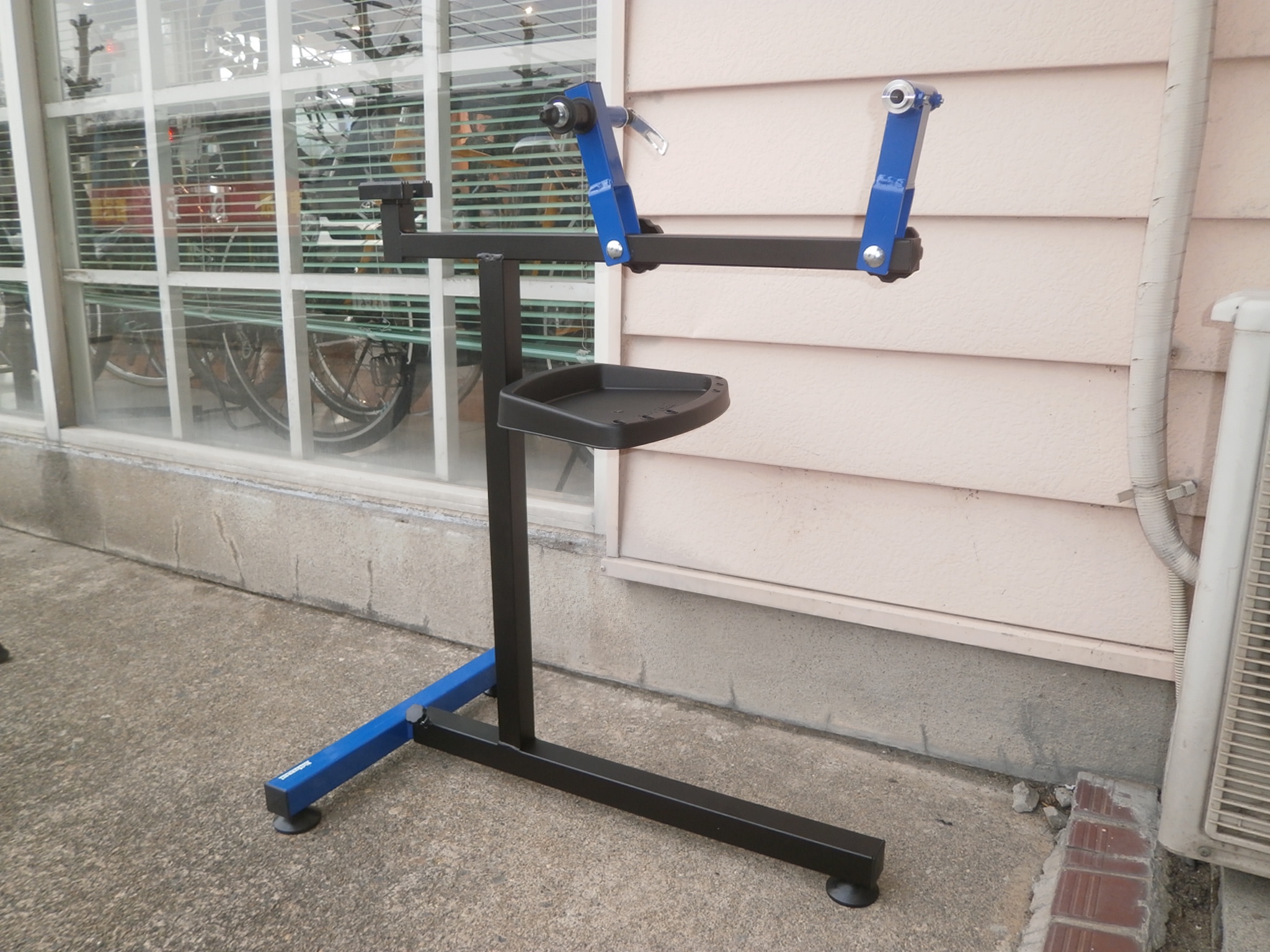 【新品】TRF 3点セット パーツトレイ ツールスタンド メンテナンススタンド 新品】TRF 3点セット パーツトレイ ツールスタンド メンテナンス