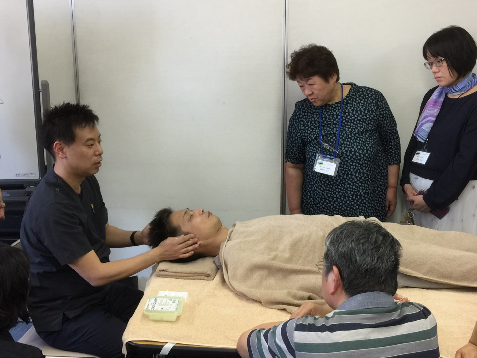 第七回研修会レポート~講師 船水隆広先生~ 経絡治療学会 山陰部会 純銀製 さざなみ鍉鍼(てい鍼)船水隆広先生ご考案