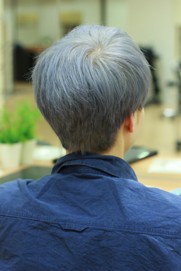 青銀髪的瀧上凱貴 Mod S Hair Stylist Teru の 素晴らしきかなこの人生 青銀髪的瀧上凱貴 Mod S Hair Stylist Teru の 素晴らしきかなこの人生