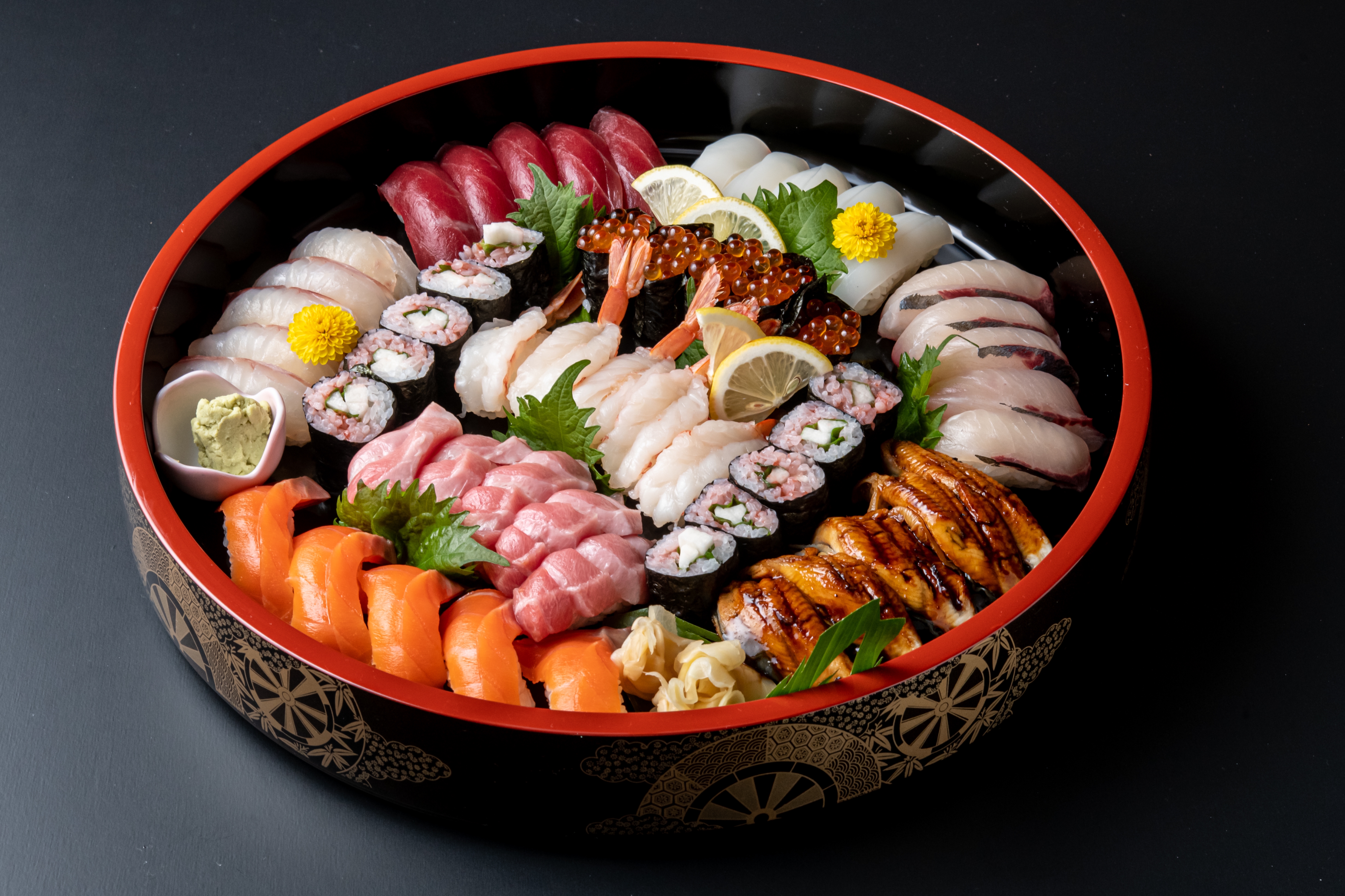 寿司盛り合わせ 9慣+エビフライおまけ✨ 寿司盛り合わせ 9慣+エビフライおまけ✨