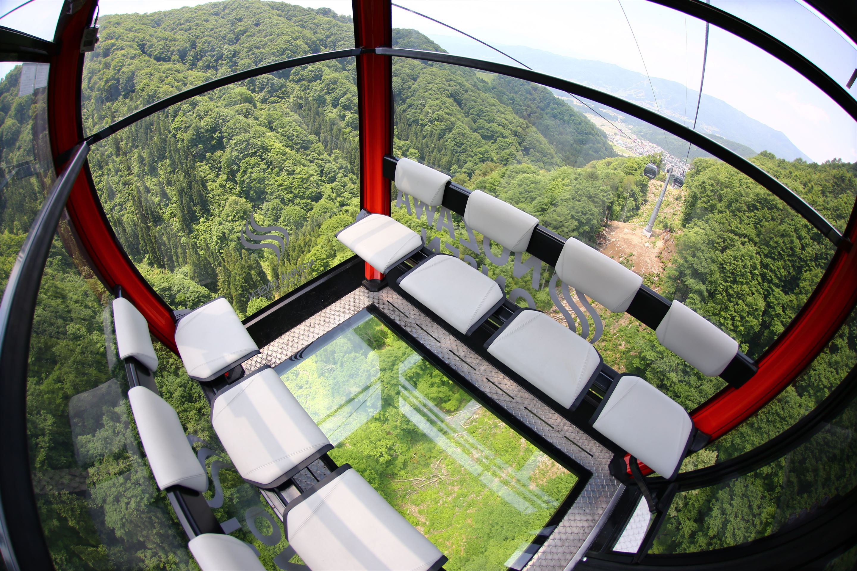 ゴンドラオブジェ 長坂ゴンドラリフトで上ノ平高原へ！ | 北信濃・妙高エリア観光情報